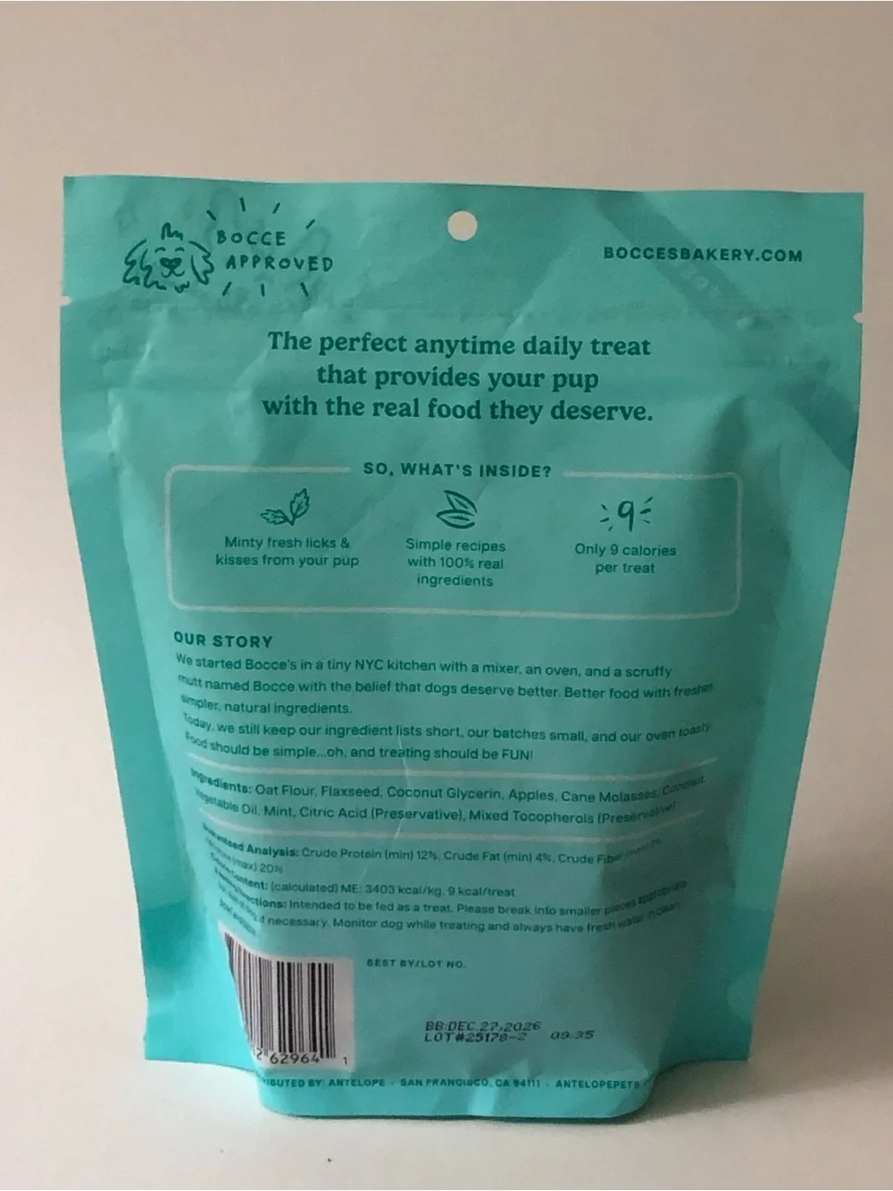 Brushy Bites Soft & Chewy Apple & Mint Natural Dog Treats -